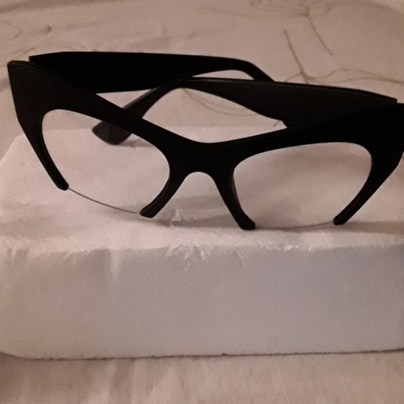 S O L D - Picture 3 of 4